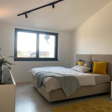 Stephanskirchen Moderne Ferienwohnung المظهر الخارجي الصورة