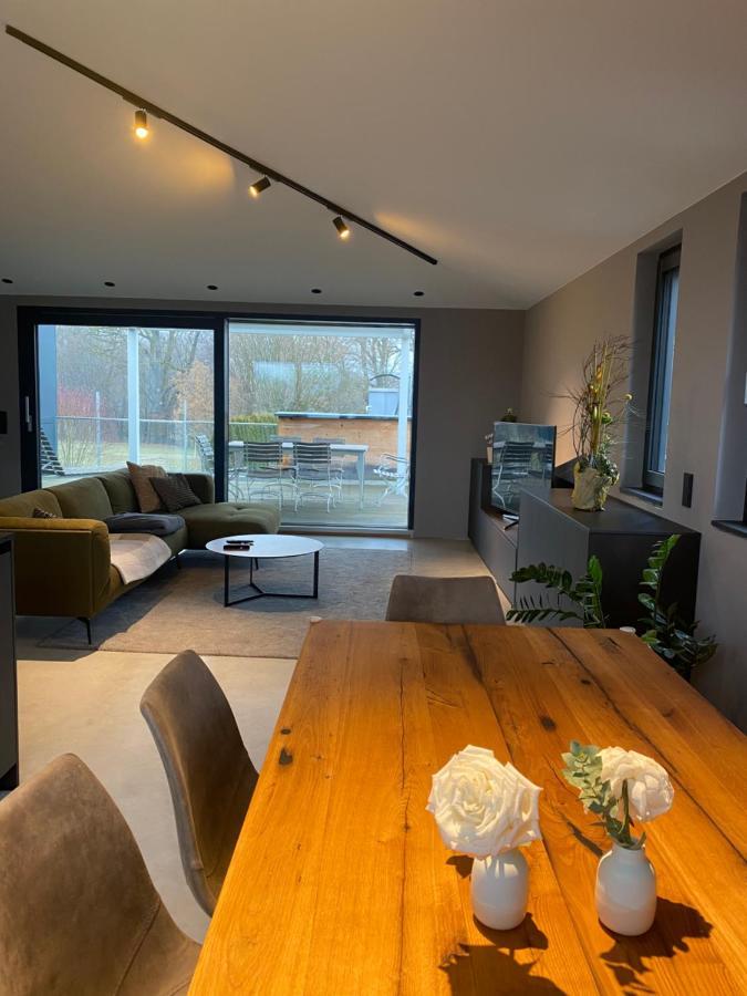 Stephanskirchen Moderne Ferienwohnung المظهر الخارجي الصورة